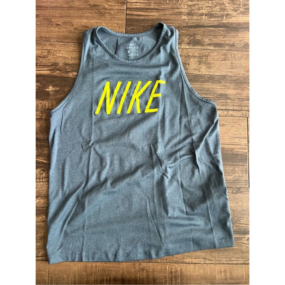 Women’s Nike Dri-FIT Graphic Workout Tank Top Size Small Neon Graphic Logo